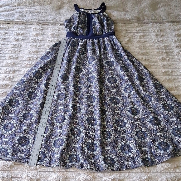 eShakti Blue and White Patterned Maxi Dress - Picture 4 of 5